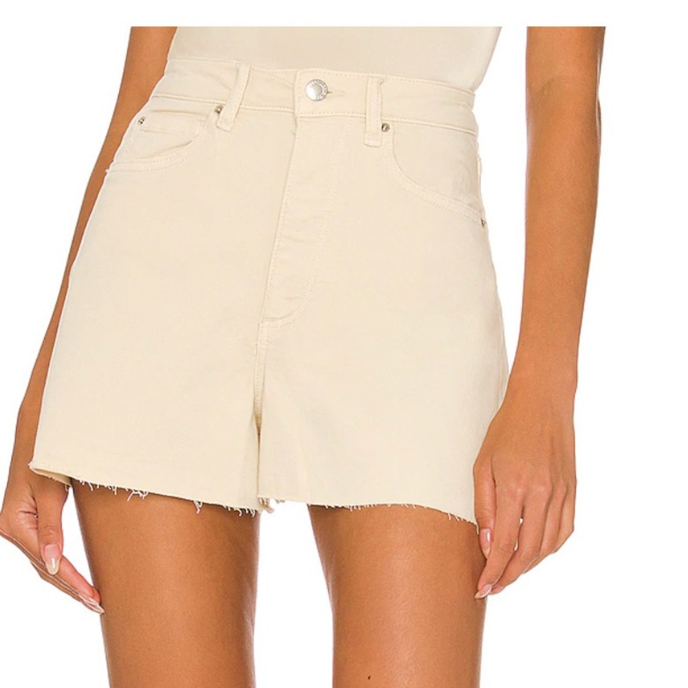NWT WeWoreWhat High Rise Boyfriend Short White Denim Shorts Size 27